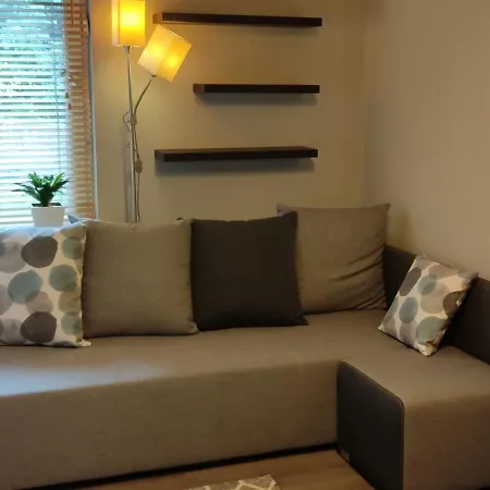 Km Apartment *